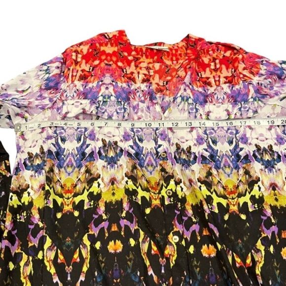 Calvin Klein Button Front Top Silky Abstract Artsy Black Blue Red Size Large - Picture 11 of 13